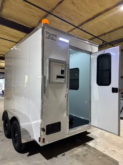 PSI-Fiber-Trailer-6x10-back-door-open